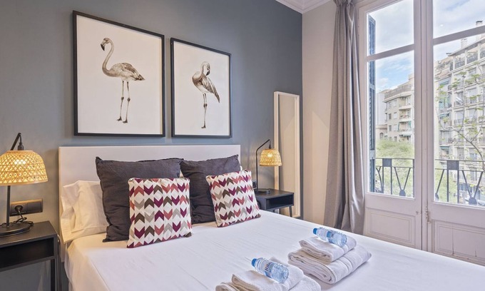 Sant Antoni Appartement | Refurbished apartments in Eixample! Walking distance to the center!