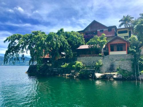 Tuk Tuk Maison | Reggae Guest House