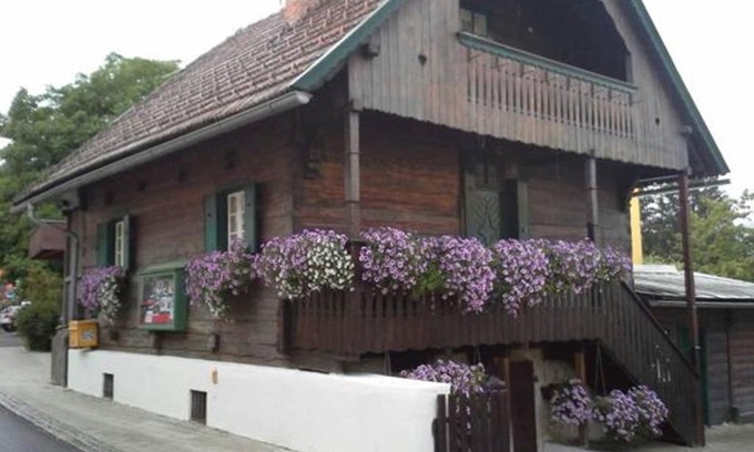 Krieglach Maison | Reginas Ferienhäuschen