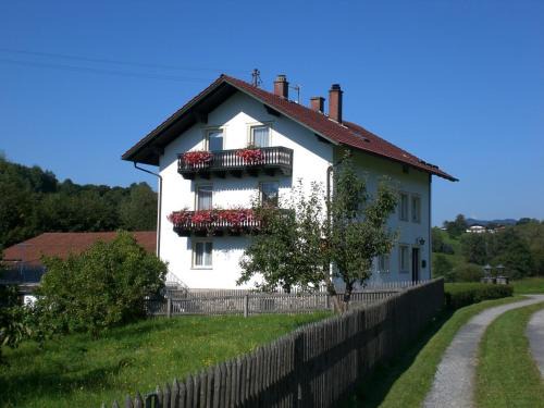 Lam Appartement | Reindl Peter