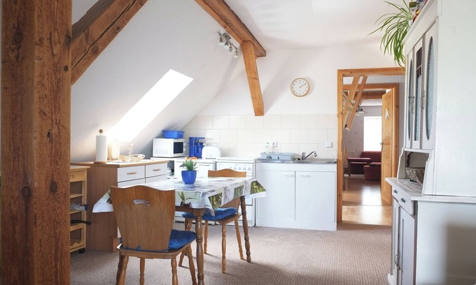 Herzsprung Appartement | Reitpension Wiesengrund: cozy apartment on a riding and farm