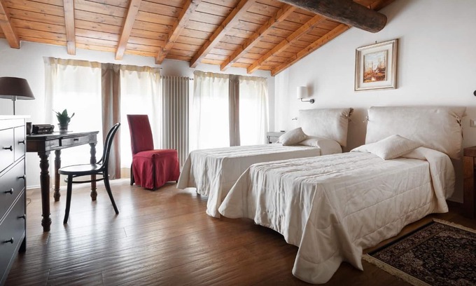 Soave Lit Et Petit-Déjeuner | RELAIS CORTE DEI SOAVI - ORCHIDEA 105