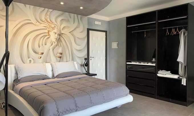 Santa Teresa di Gallura Appartement | Relais Du Port - Capri Luxury Suite with Jacuzzi