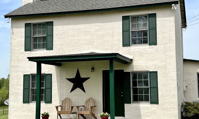 Culpeper Maison | Profitez de la paix et la tranquillité à Lucky Star Farm