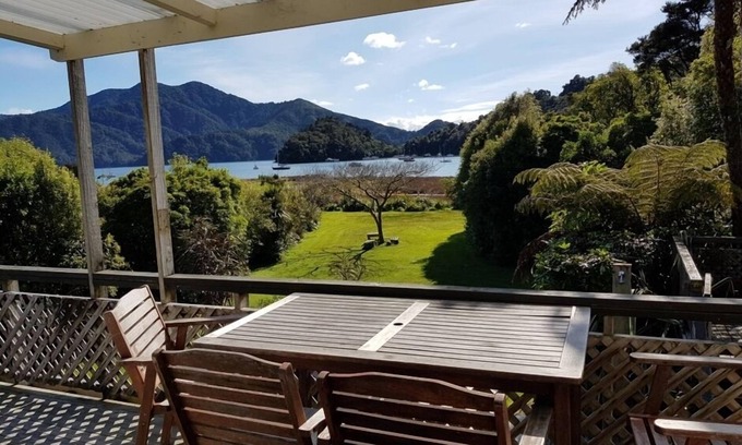Ngakuta Bay Maison | Détendez-vous et profitez - Bord de l'eau Bach à Ngakuta Bay