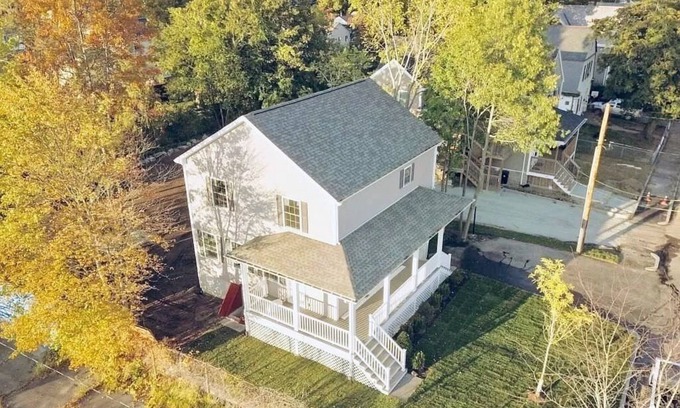 Brockton Maison | Relax and Explore: Family Friendly Home Near Boston's Best!