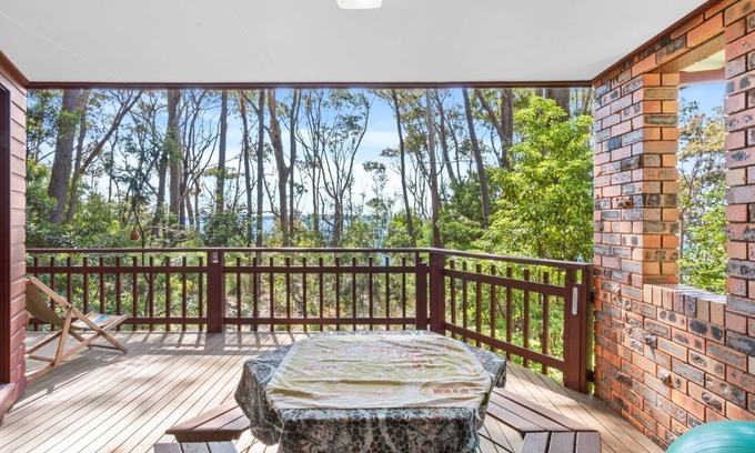 Lilli Pilli Maison | Relax and unwind in the lovely home next to the ocean
