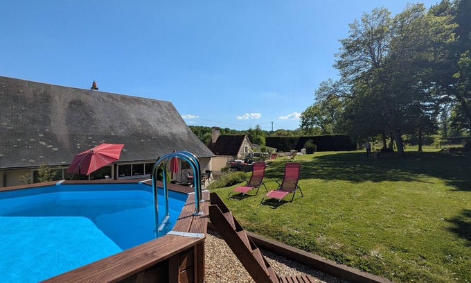 Rouvres-les-Bois Cottage | Détente au Moulin: Piscine, Jacuzzi, Animaux Bienvenus
