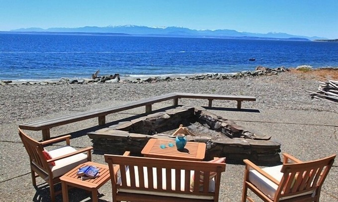Coupeville Maison | Détendez-vous au bord de l'eau dans cet incroyable, spacieux, 5 étoiles Beach Home