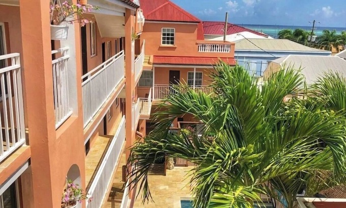 Christiansted Hôtel | Relax Downtown Near Christiansted Dining, Shopping, Art, and Island Tours