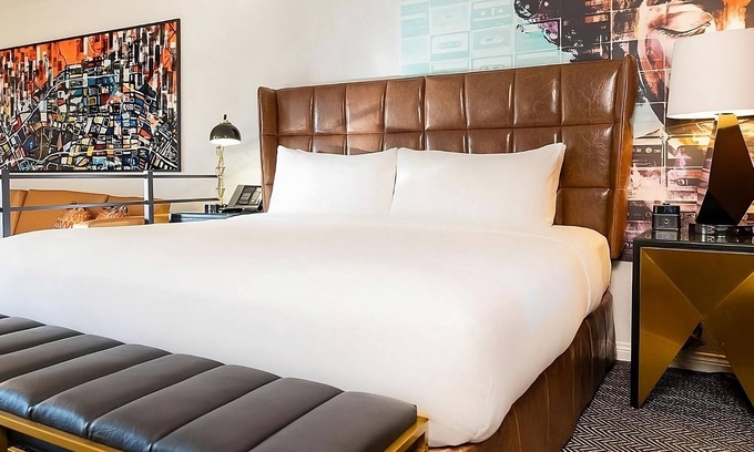 Norma Triangle Appartement | Relax in a One-Bedroom King Residence Steps from Shopping and Dining, 2 Units