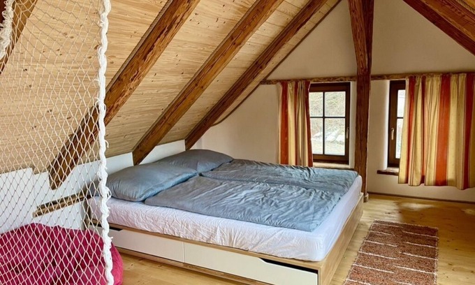 Velke Popovice Cottage | Relax in holiday home in quiet natural park, 20 minutes from Prague.