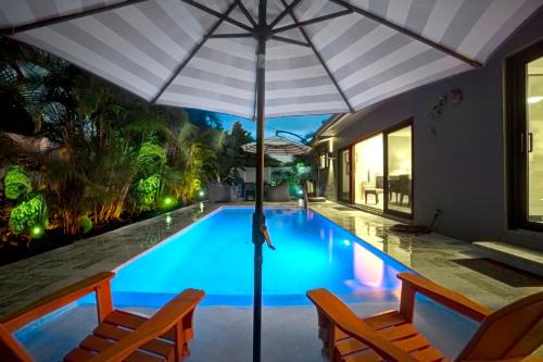 South Corals Maison | Relax in Luxury - 3 Bed, 2 Bath Oasis with Pool