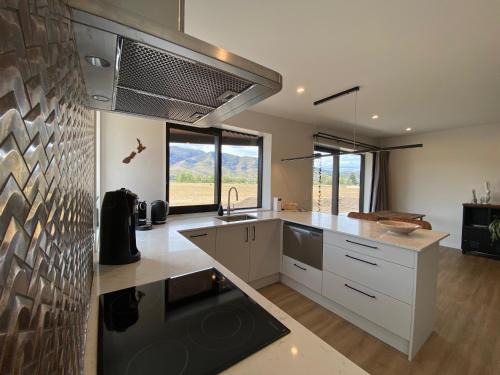 Queensberry Maison | Relax in Rural Wanaka
