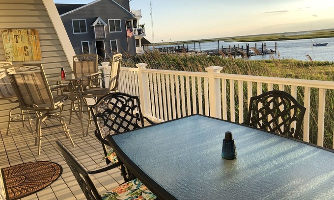 Townsend's Inlet Maison | Escapade relaxante au cœur de Townsend Inlet - Vues incroyables! 4BR & 3. 5Bath