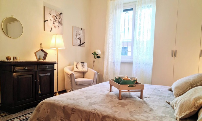 Parella Appartement | Relax in this quiet space just a stone's throw from Tesoriera Park.