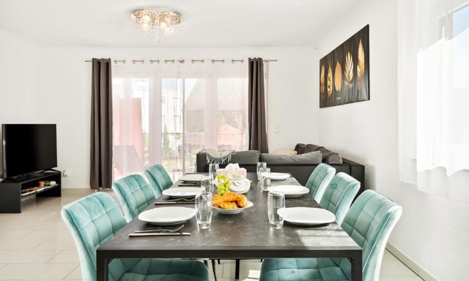 Petterweil Appartement | Relax Karben 6 - Modernes 4-Zimmer Apartment - Self-Checkin - Balcony - Parking