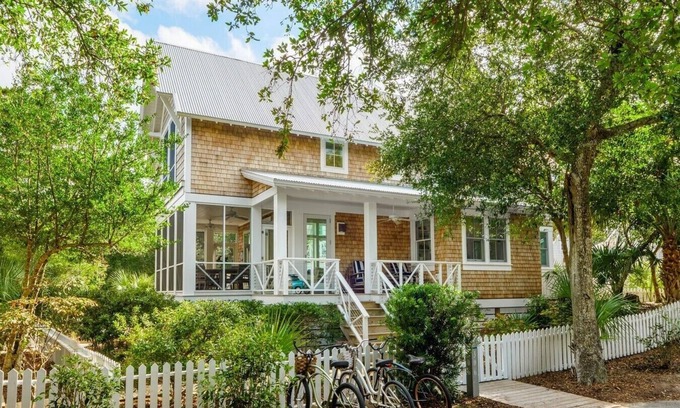 Cape Fear Station Maison | Relax on BHI in a Glam Beach Home in Cape Fear Station Sleeps 8 Both Clubs