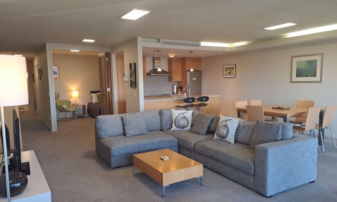 Taupo Appartement | Détendez-vous sur Roberts - appartement moderne et central comprend WiFi et linge de maison