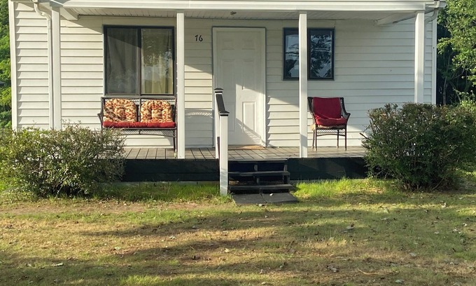 Axton Maison | Relax & Recharge at This Charming Country Home