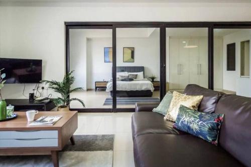 The Strand Appartement | Relax Suite Encorp Residence -Alpha IVF-Mall