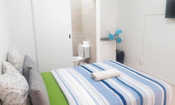 Cape Town Cabine | Relax & Unwind at LodgeOn91 !