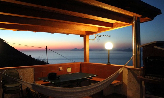 Galbato Maison | Relax with sensational views of the sea and mountains