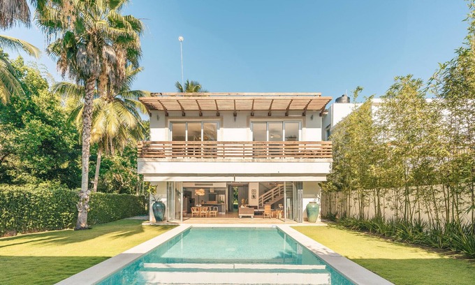 La Iglesia Villa | Relax with style in this 4BR Villa at Las Terrenas w/ private pool.