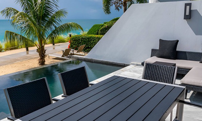 Fryes Beach Maison | Relax with the Waves at This Intimate Oceanfront Sanctuary with 3 Bedrooms