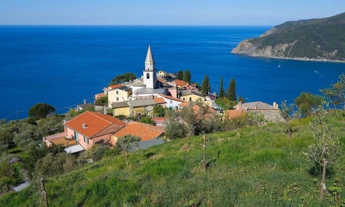 Moneglia Appartement | Détente entre campagne et mer 2 Code CTRA 010037-LT-0199 4 lits