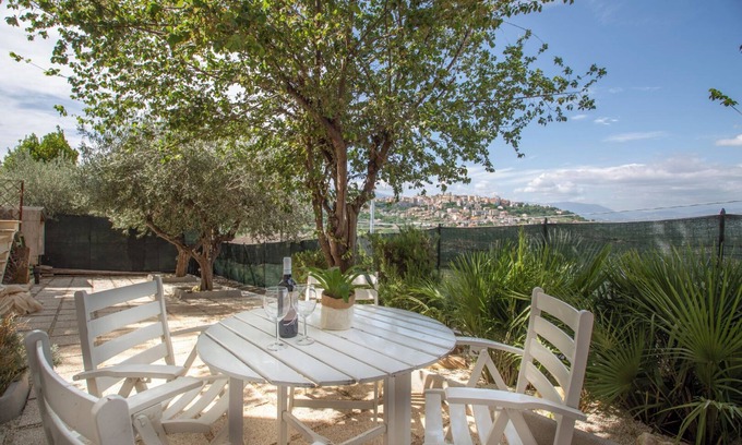 Chieti Appartement | [Relaxation between Sea and Mountains] Teate Country House