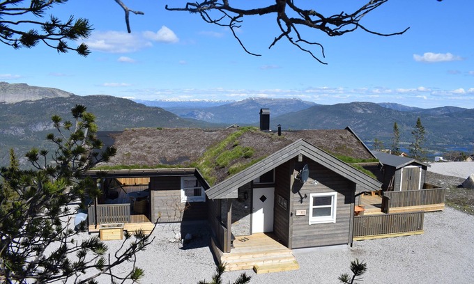 Kviteseid Cabine | Maison en bois avec vue magnifique sur la montagne et le lac, ski, randonnée, baignade, chiens admis