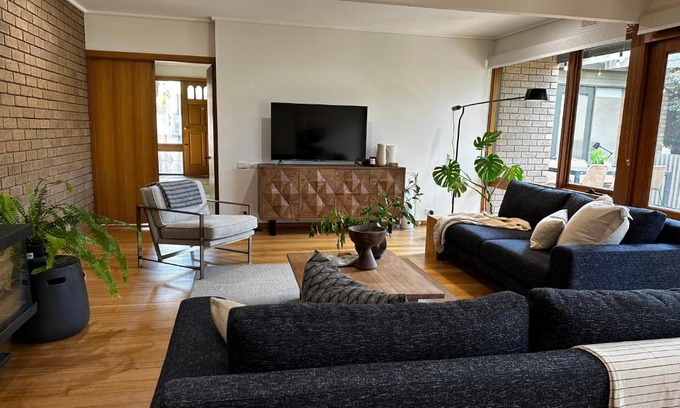 Mount Clear Maison | Relaxed and stylish -self check in, secure parking