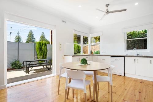 Grange Maison | Relaxing 3BR Beachside Haven Grange