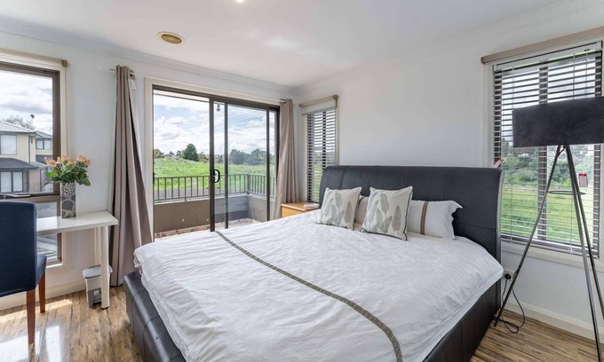 Dallas Maison | Relaxing 3BR Dallas Holiday Home
