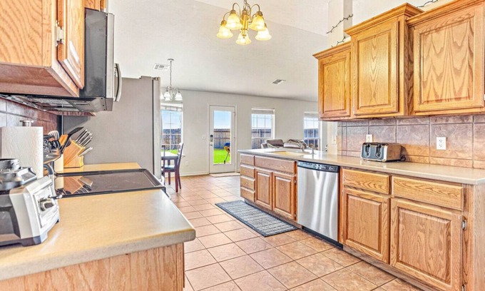 Altus Maison | Relaxing 3BR Home Near Altus AFB