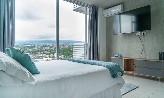 San Pedro Appartement | Relaxing Apartment Ifreses! 17th Floor view!!!