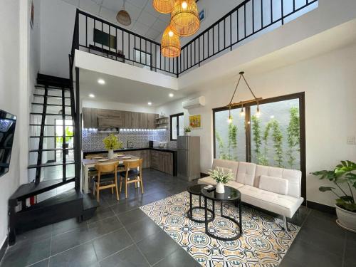 An Hai Đong Maison | Relaxing Beachfront Home Đà Nẵng, netlfix, private