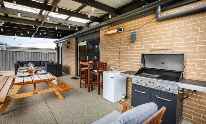 Portarlington Maison | Relaxing Coastal Charm Retreat
