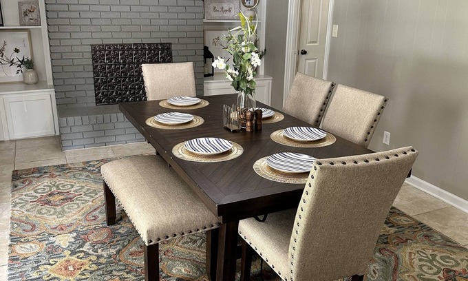 Thomasville Maison | Relaxing home minutes from downtown Thomasville, big backyard fire pit, & grill