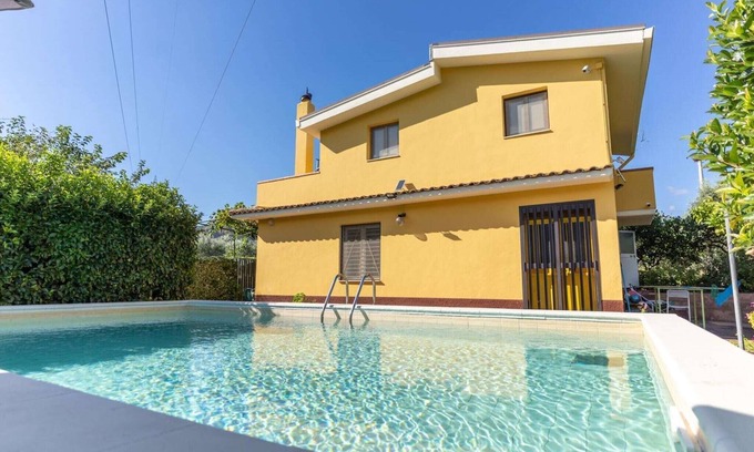 Francavilla di Sicilia Maison | Maison de vacances à Francavilla di Sicilia
