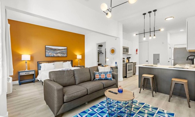 Elizabeth Hôtel | Relaxing King Studio | 15 Min EWR | Free Parking !