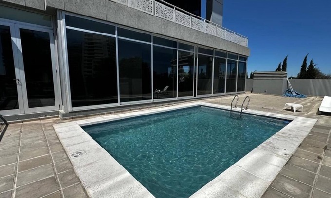 Rio Cuarto Hôtel | Relaxing Room With Pool Free Breakfast And Parking Near Local Attractions
