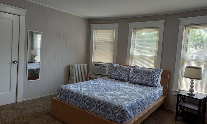 Wilkes-Barre Appartement | Relaxing Spot in Wilkes-Barre with Private Parking