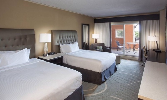 Lakeway Hôtel | Relaxing Stay! Balcony, Outdoor Pool, Pet-Friendly!