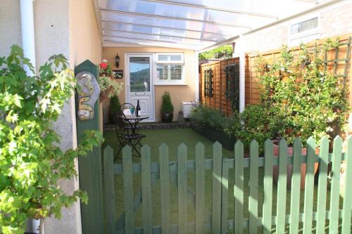 Sidcot Appartement | Relaxing Studio - Luxe Bed - Beautiful Location