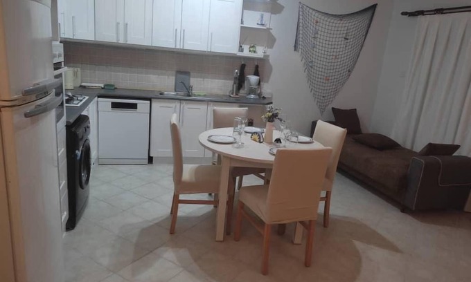 Gastria Maison | Remarkable 1-Bed House