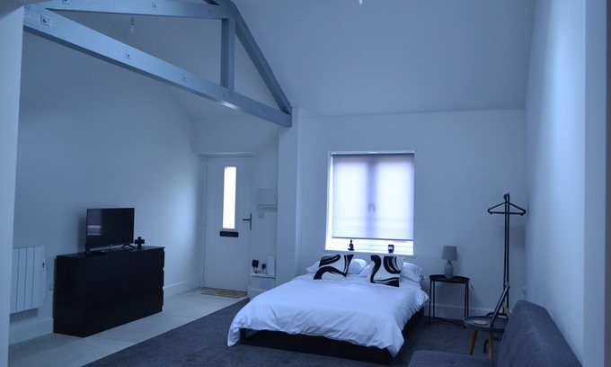 Downham Market Appartement | Remarkable 1-Bed Studio in Downham Market