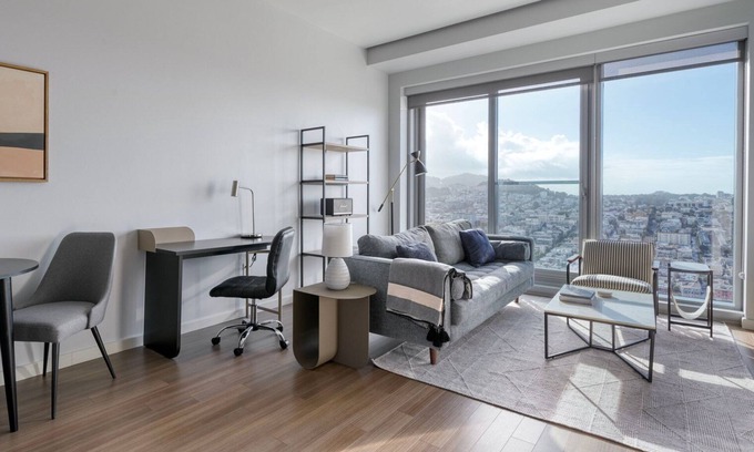 Civic Center Appartement | Remarkable Hayes Valley 1BR w/ Pool, walk to Tech HQs, by Blueground