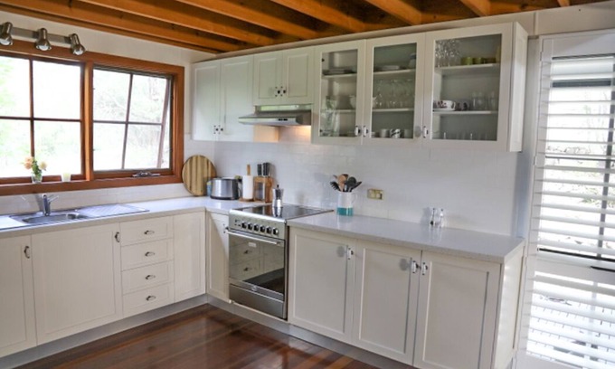 Lambs Valley Maison | Hall's Hill Cottage - Hunter Region - Private & Tranquil - Views & Fireplace